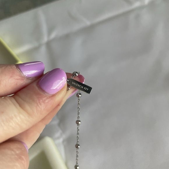 Valencia Key x Kerstin Lindquist Sand Dollar Starfish Charm Necklace Silver New - Picture 5 of 8